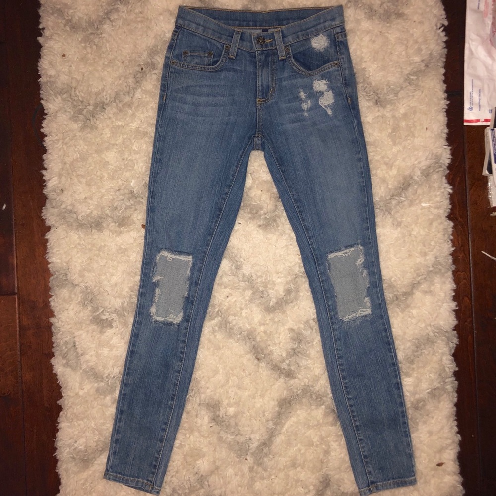 LF Distressed Jeans - Picture 4 of 4